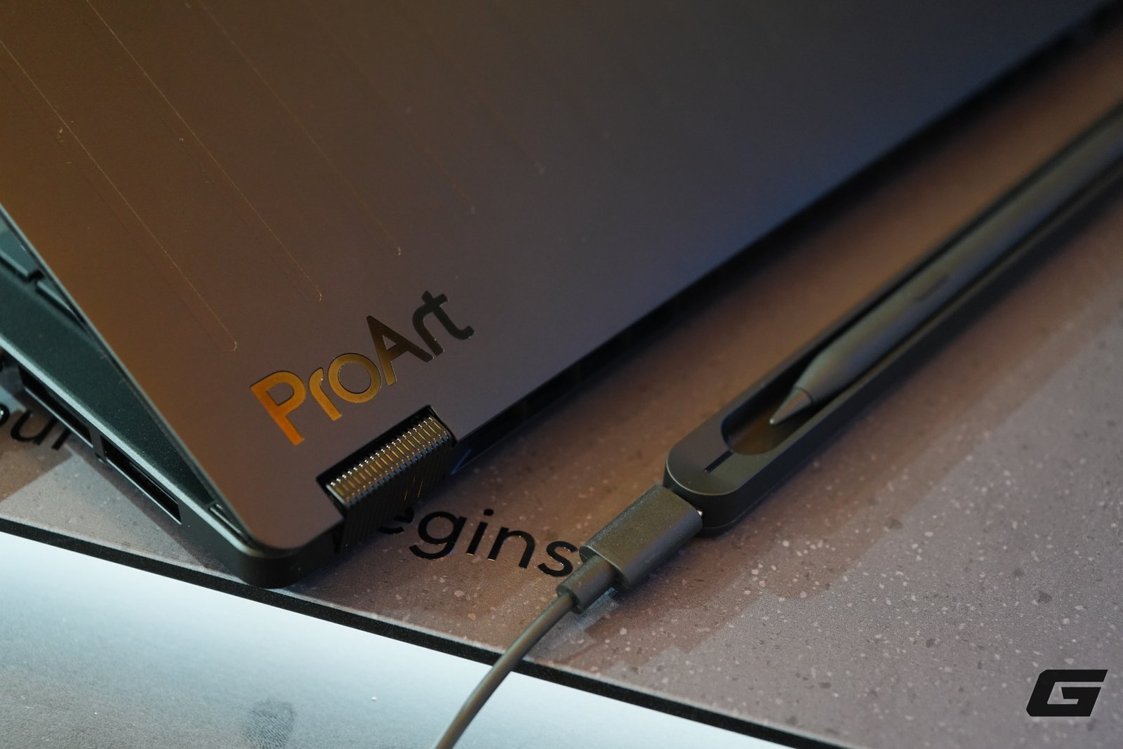 ASUS ra mắt loạt ProArt mới tại CES 2026: Tablet PZ14 chạy Snapdragon X2 Elite và ProArt GoPro Edition dùng AMD Strix Halo- Ảnh 13.