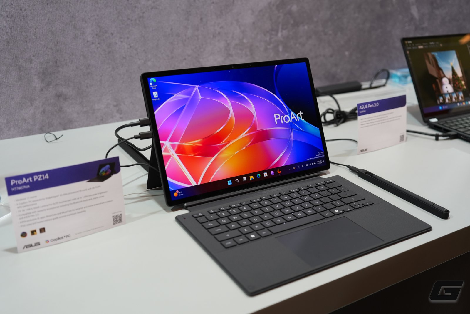 ASUS ra mắt loạt ProArt mới tại CES 2026: Tablet PZ14 chạy Snapdragon X2 Elite và ProArt GoPro Edition dùng AMD Strix Halo- Ảnh 1.